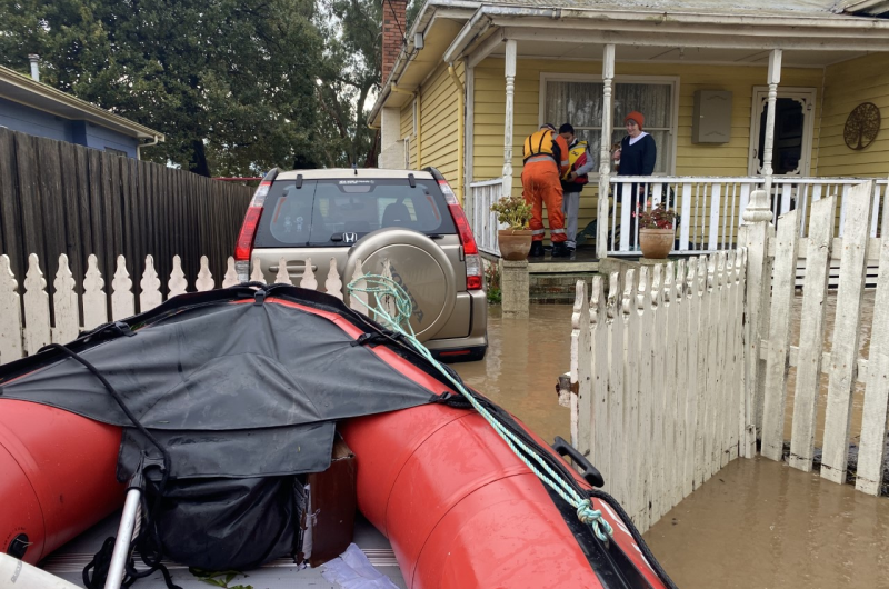 VICSES Cola unit - Family rescue